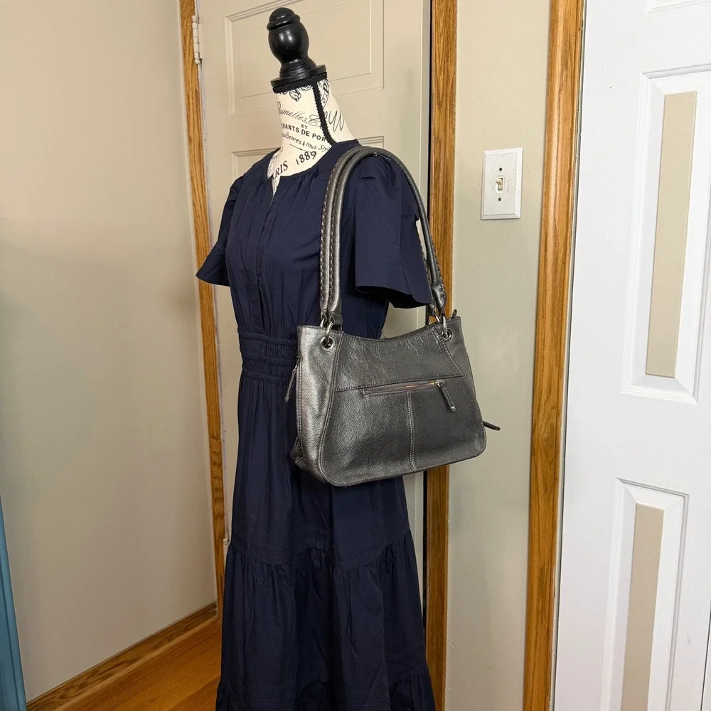 Tignanello Metallic Silver Pebbled Leather Shoulder Bag w Braided Handles Boho
